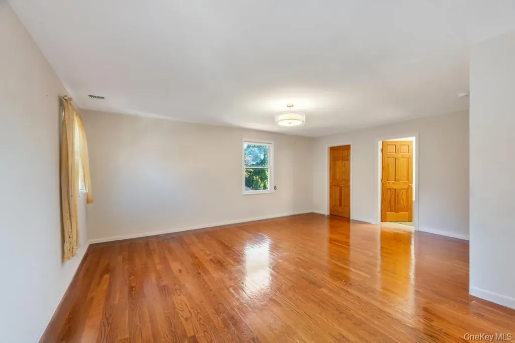 1732 Glenmore Avenue East Meadow NY 11554