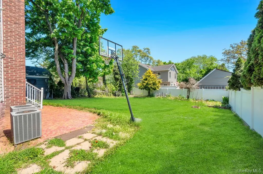 1732 Glenmore Avenue East Meadow NY 11554