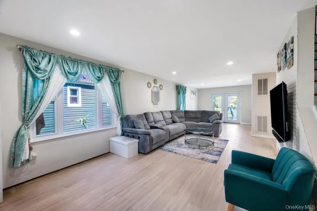 1732 Glenmore Avenue East Meadow NY 11554