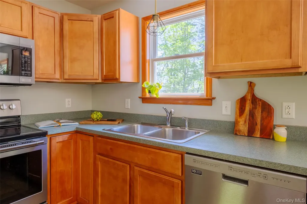 1380 Lucas Avenue Extension Cottekill NY 12419
