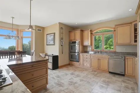 4 Rachel Court Bloomingburg NY 12721