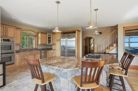 4 Rachel Court Bloomingburg NY 12721