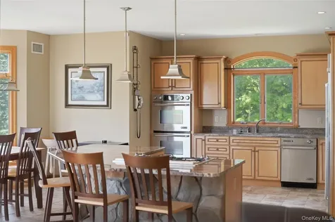 4 Rachel Court Bloomingburg NY 12721