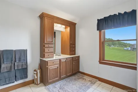 4 Rachel Court Bloomingburg NY 12721