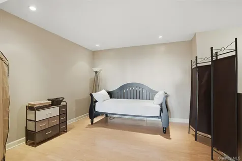 4 Rachel Court Bloomingburg NY 12721