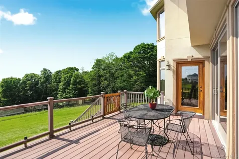 4 Rachel Court Bloomingburg NY 12721