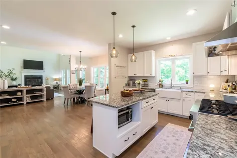 37 Biltmore Drive Hopewell Junction NY 12533