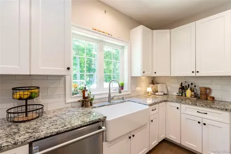 37 Biltmore Drive Hopewell Junction NY 12533