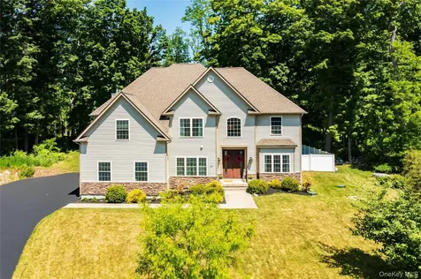 37 Biltmore Drive Hopewell Junction NY 12533