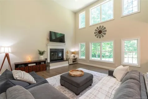 37 Biltmore Drive Hopewell Junction NY 12533