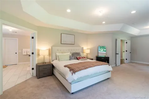 37 Biltmore Drive Hopewell Junction NY 12533