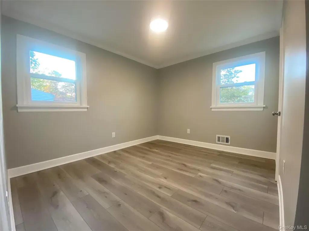 17 Berkeley Avenue Selden NY 11784