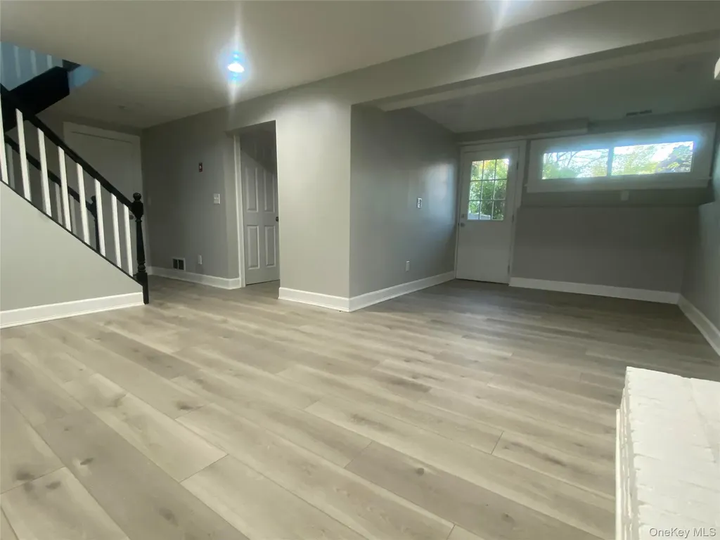 17 Berkeley Avenue Selden NY 11784
