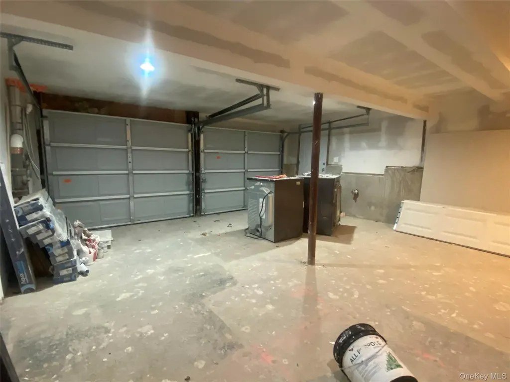 17 Berkeley Avenue Selden NY 11784
