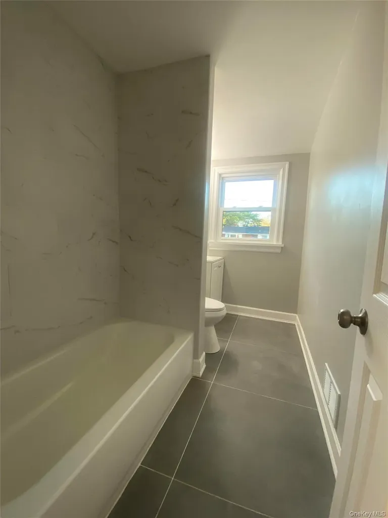 17 Berkeley Avenue Selden NY 11784