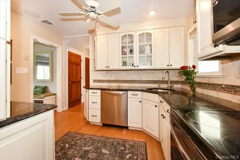 287 Charles Avenue Massapequa Park NY 11762