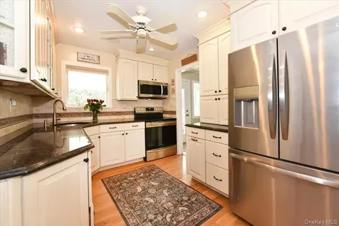 287 Charles Avenue Massapequa Park NY 11762