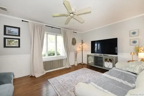 287 Charles Avenue Massapequa Park NY 11762