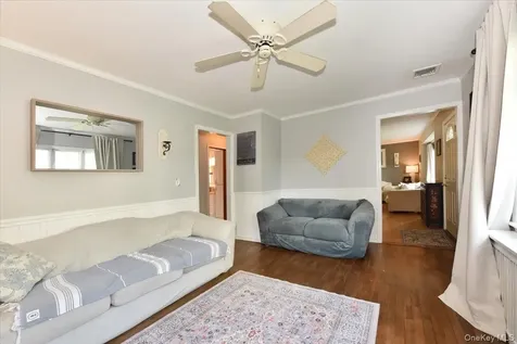 287 Charles Avenue Massapequa Park NY 11762