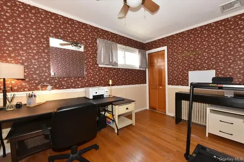 287 Charles Avenue Massapequa Park NY 11762