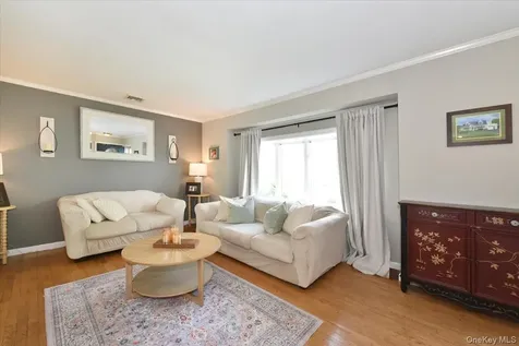 287 Charles Avenue Massapequa Park NY 11762