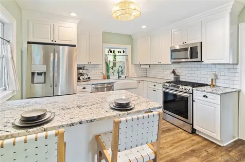 11 Devoe Street Dobbs Ferry NY 10522