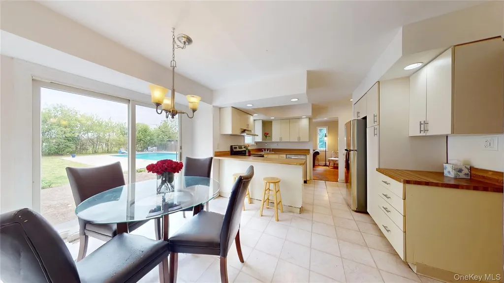 30 Sarina Drive Commack NY 11725
