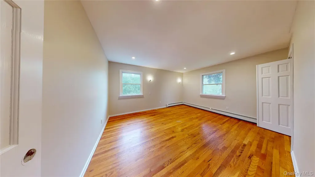 30 Sarina Drive Commack NY 11725