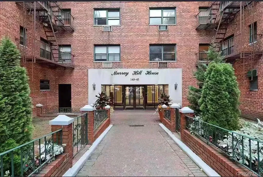 149-45 Northern Boulevard Flushing NY 11354