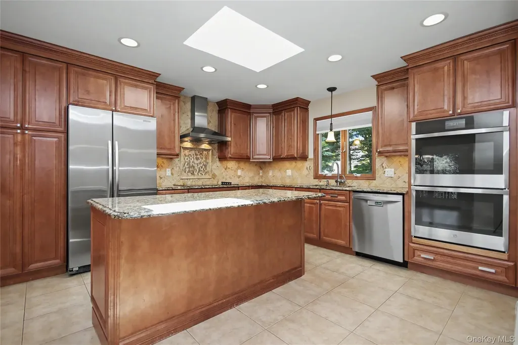 334 Lovell Street Mahopac NY 10541
