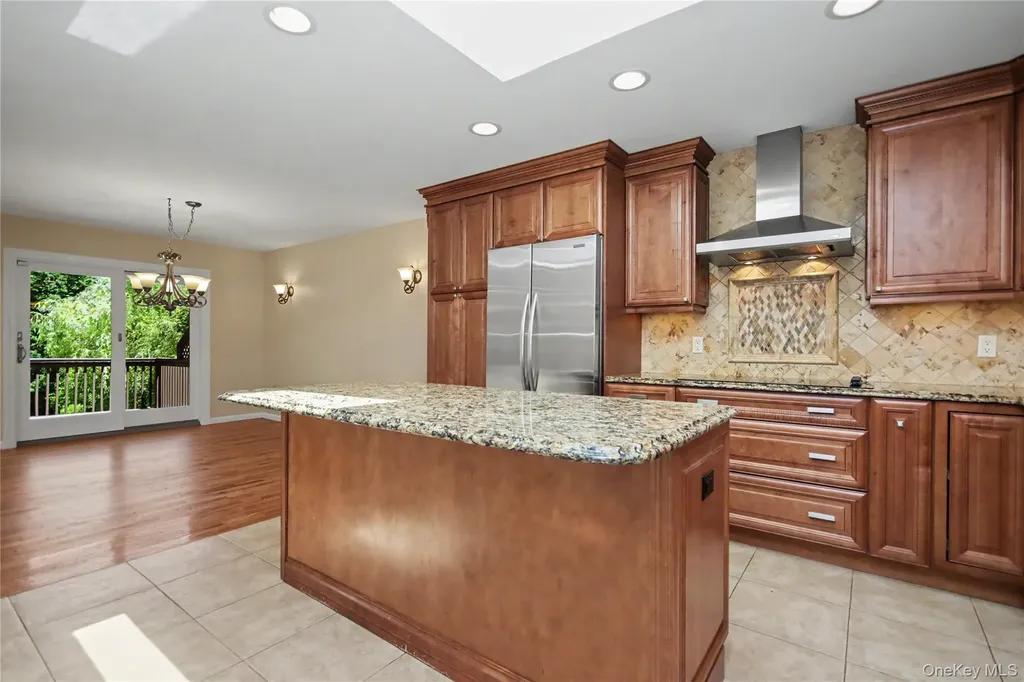 334 Lovell Street Mahopac NY 10541