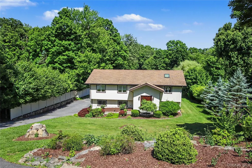 334 Lovell Street Mahopac NY 10541