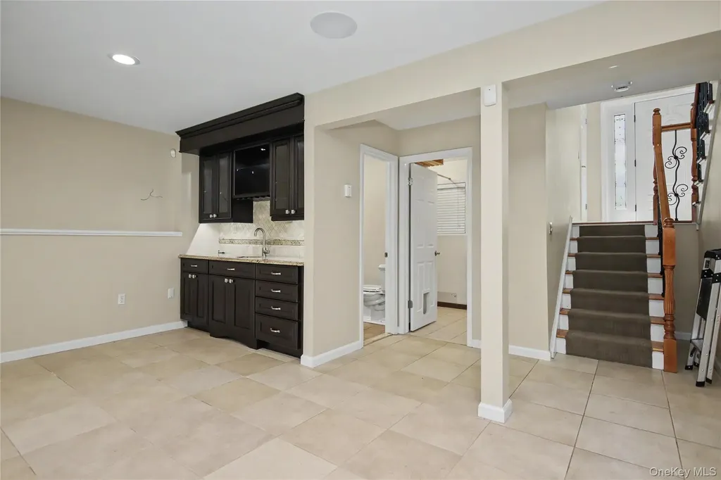 334 Lovell Street Mahopac NY 10541