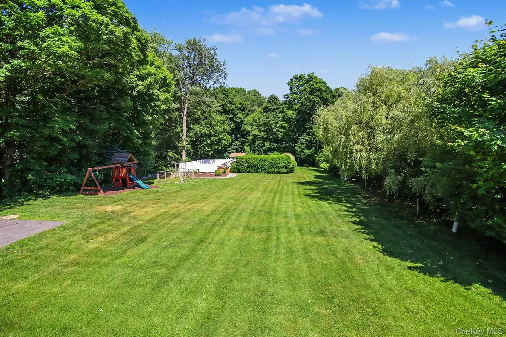 334 Lovell Street Mahopac NY 10541