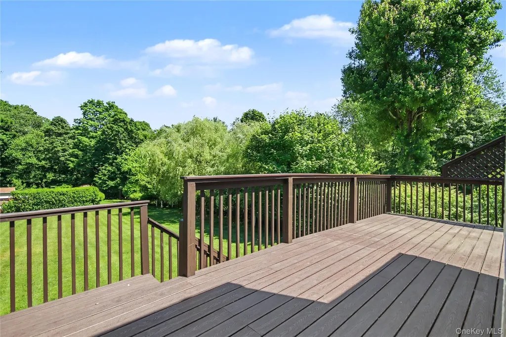 334 Lovell Street Mahopac NY 10541