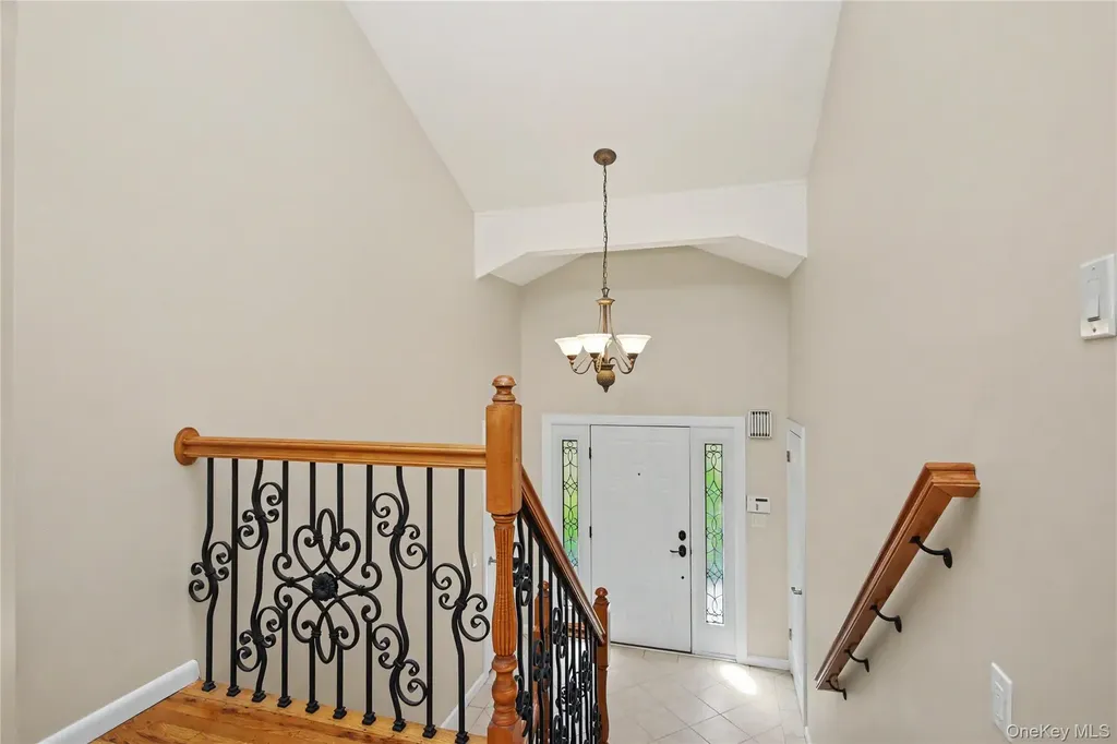 334 Lovell Street Mahopac NY 10541