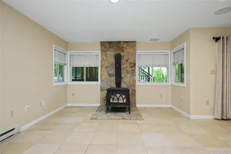 334 Lovell Street Mahopac NY 10541