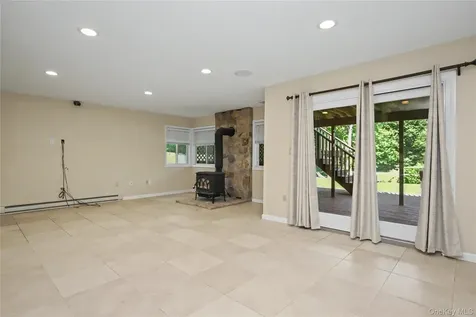 334 Lovell Street Mahopac NY 10541