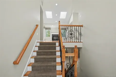 334 Lovell Street Mahopac NY 10541