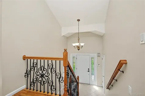 334 Lovell Street Mahopac NY 10541