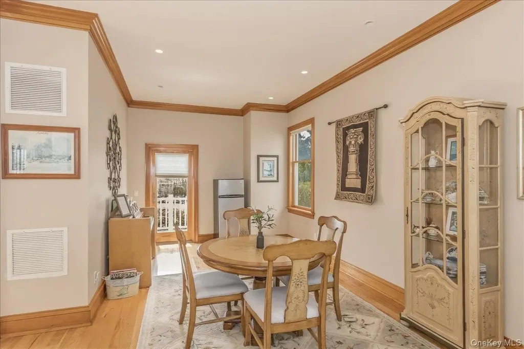672 Dune Road Westhampton Beach NY 11978