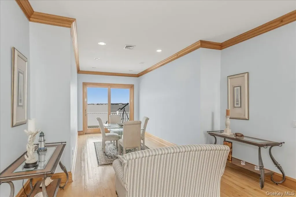 672 Dune Road Westhampton Beach NY 11978