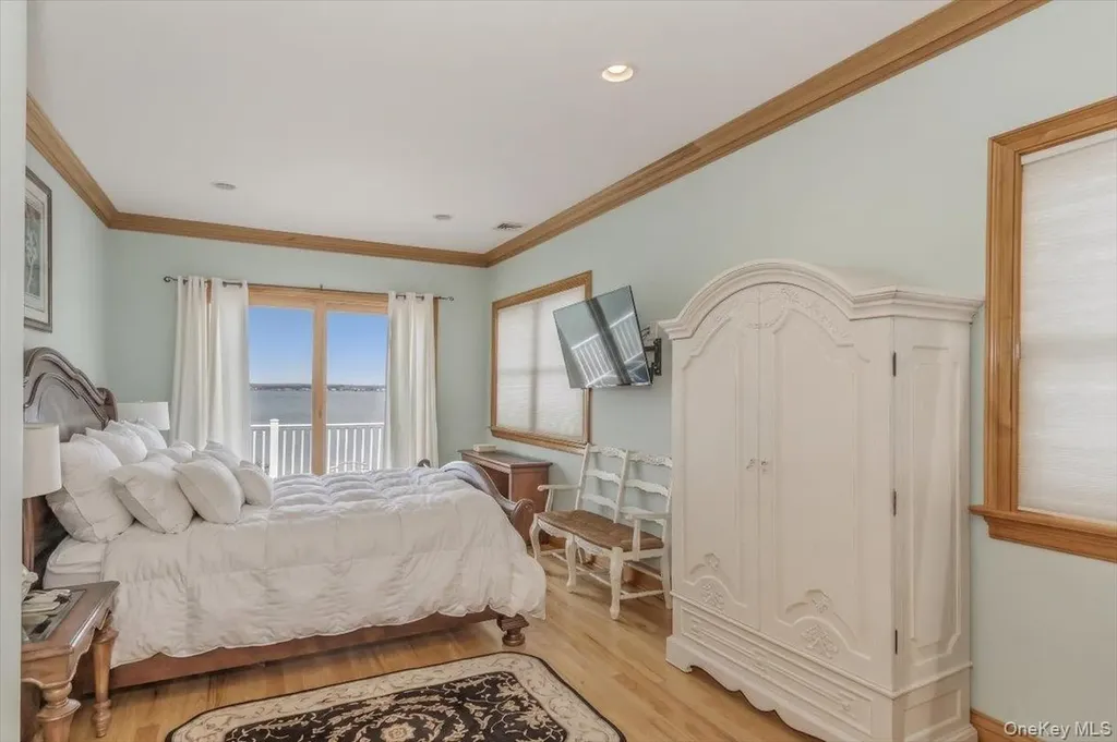 672 Dune Road Westhampton Beach NY 11978