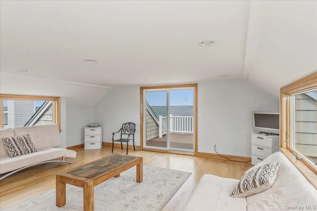 672 Dune Road Westhampton Beach NY 11978