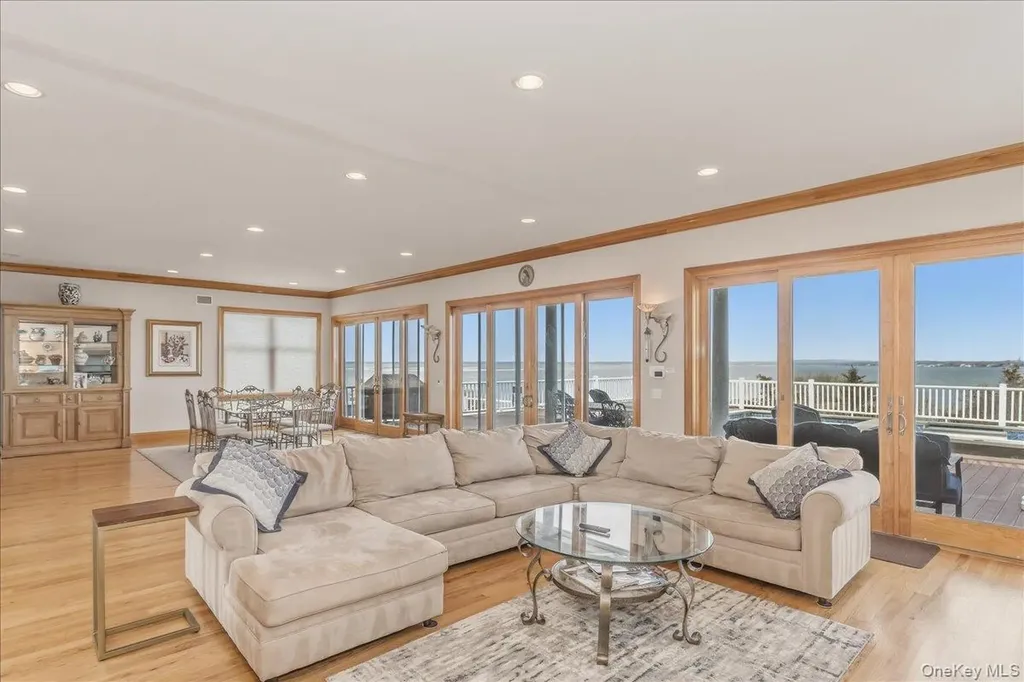 672 Dune Road Westhampton Beach NY 11978