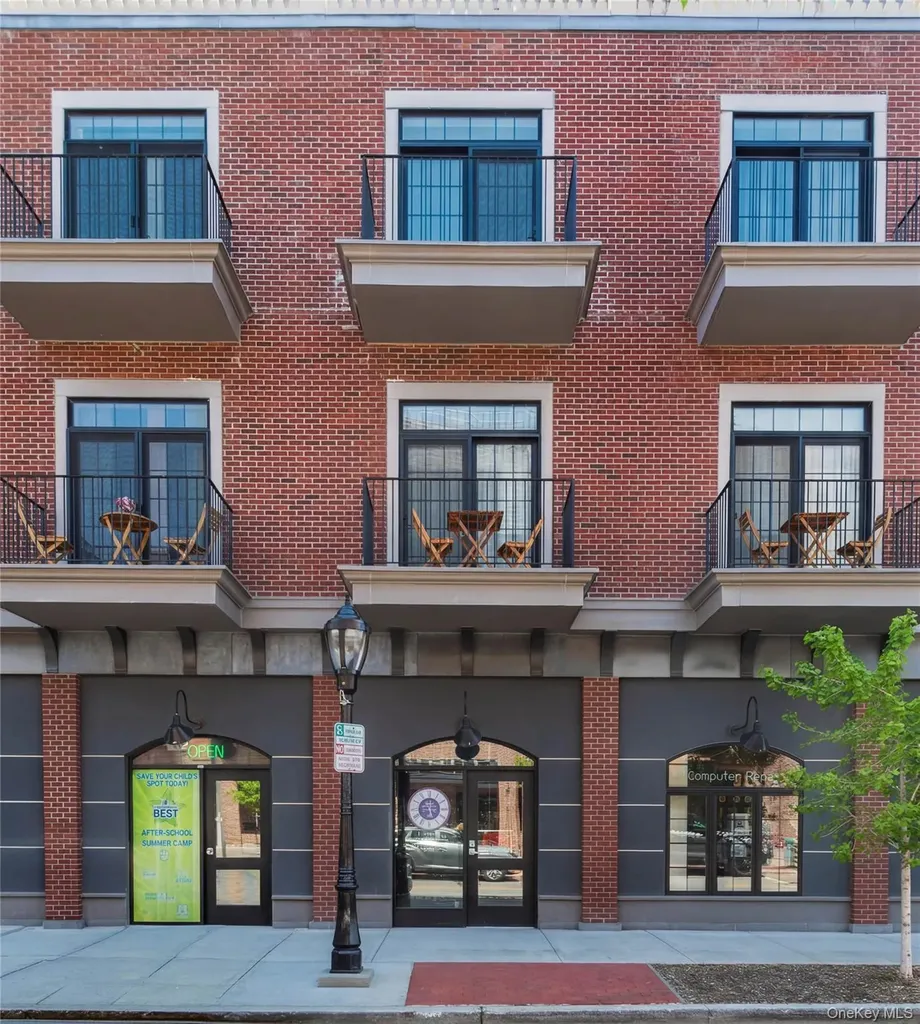 249 Main Street Beacon NY 12508