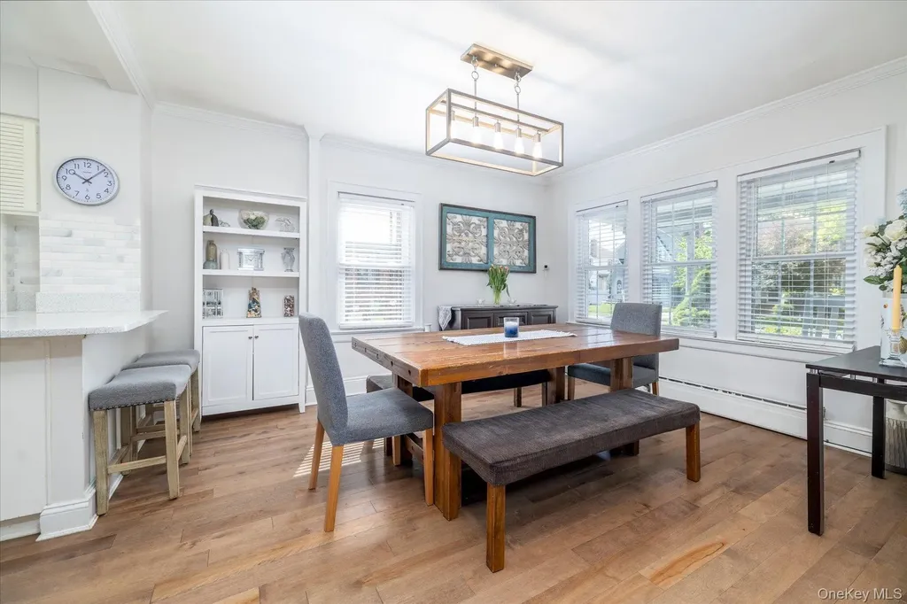 43 Nassau Boulevard Malverne NY 11565