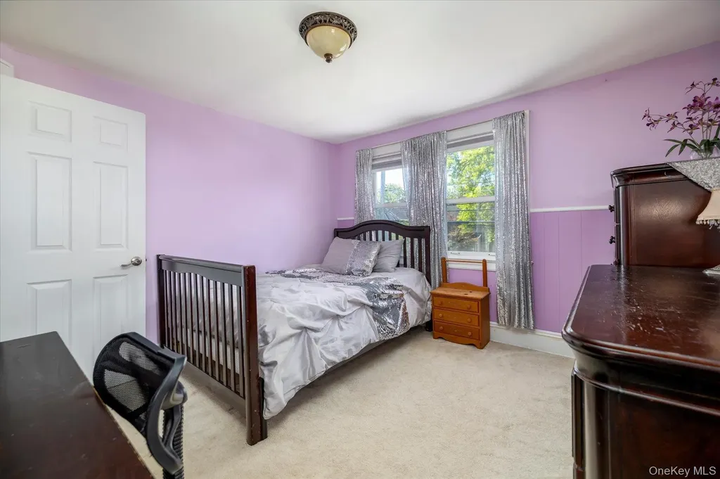 43 Nassau Boulevard Malverne NY 11565