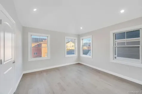143 Emerson Avenue Floral Park NY 11001