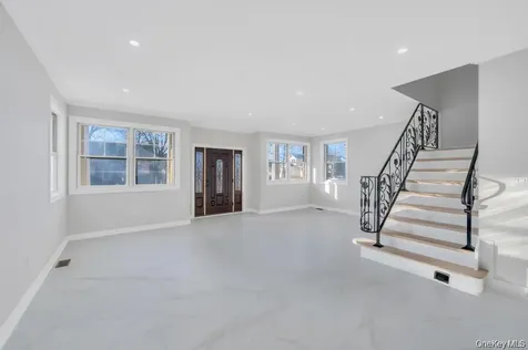 143 Emerson Avenue Floral Park NY 11001